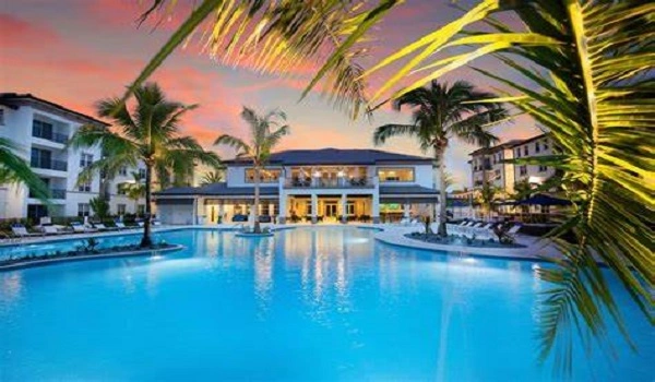 Featured Image of Clubhouse